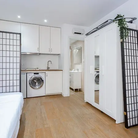 Aparteasy - Goya Ground Floor Studio Madrid Exterior photo