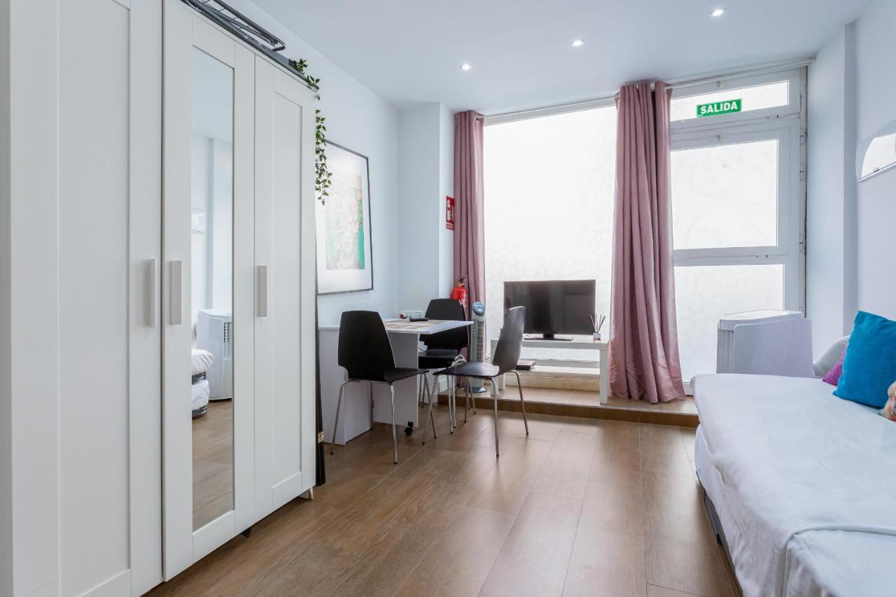 Apartment Aparteasy - Goya Ground Floor *