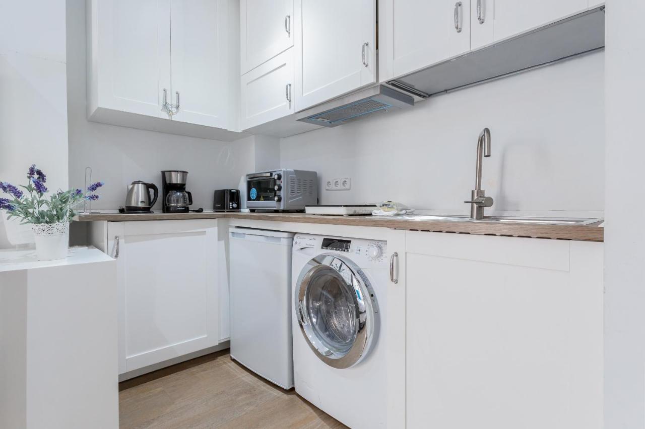 Apartment Aparteasy - Goya Ground Floor